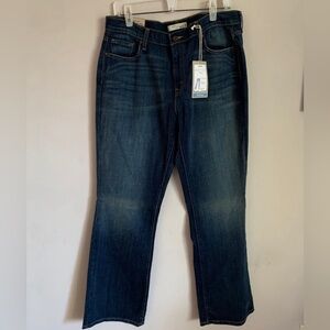 Levis Women’s 515 Bootcut Mid Rise Denim Jeans NWT